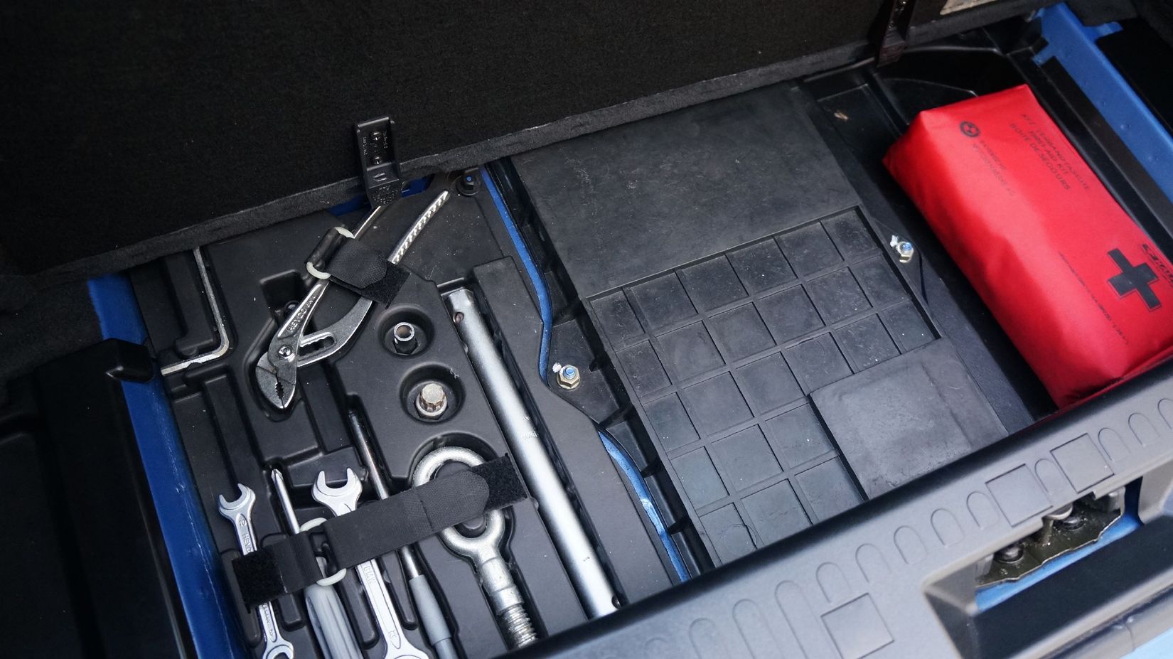 Strathclyde Cars LTD